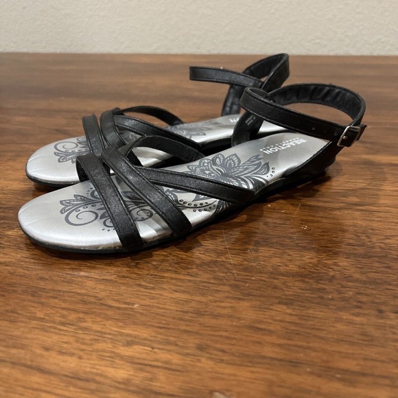 Kenneth Cole Reaction‎ Womens Black Strappy Ankle Strap Sandals Size 4 - Picture 3 of 8